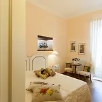 Casa Riccardi ベッド・アンド・ブレックファスト 4*
