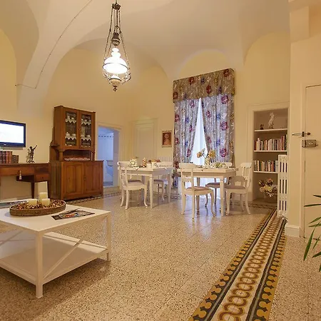 Bed & Breakfast Casa Riccardi 4*