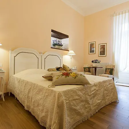 Bed & Breakfast Casa Riccardi 4*
