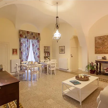 Bed & Breakfast Casa Riccardi 4*